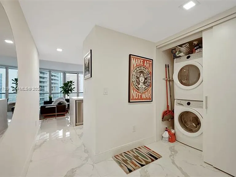 495 Brickell Ave #CU-2804 — Photo 25