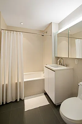 Rented by SERHANT. | media 7