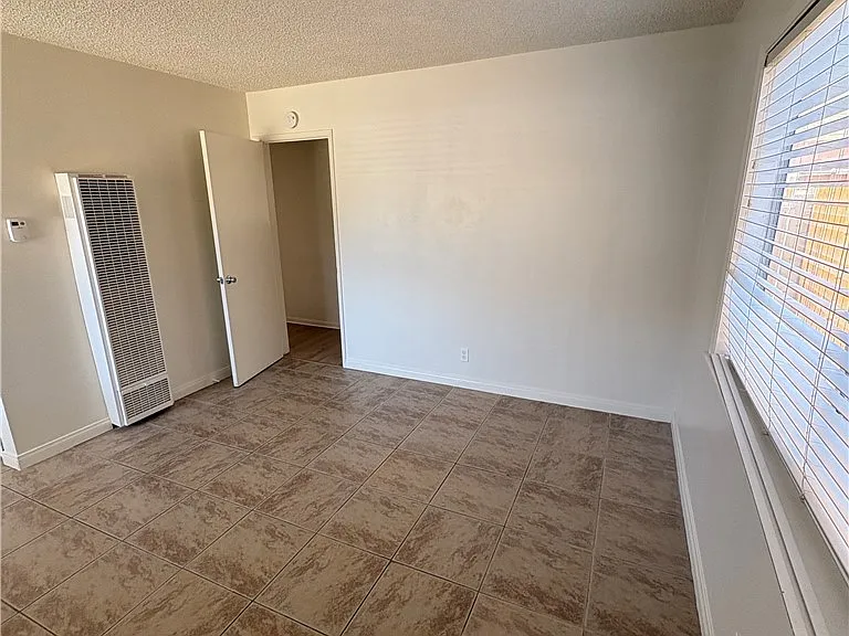 141 S Myers St #B — Photo 2
