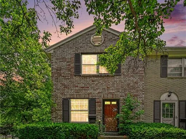 8017 E 88th St, Kansas City, MO 64138