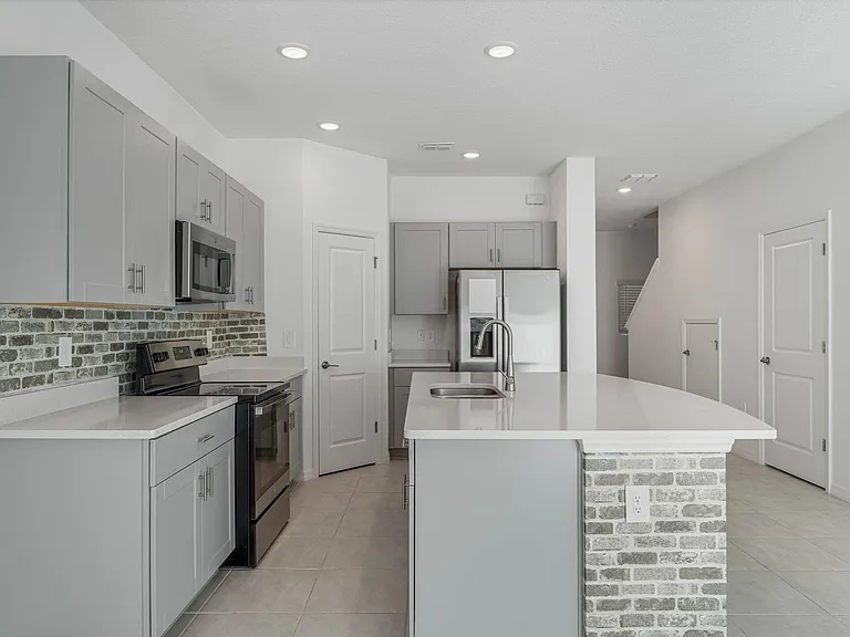 1281 Axel Graeson Ave — Photo 5