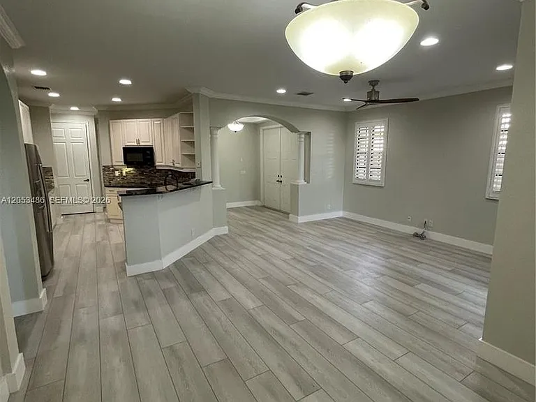 2727 Center Court Dr — Photo 2