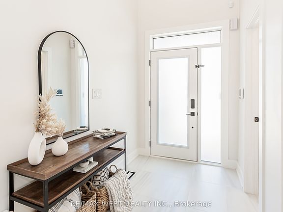 3rd image of 3437 Park Heights Way