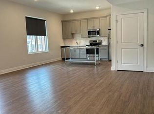 1088 Walburg Ave #206, Fort Mitchell, KY 41017