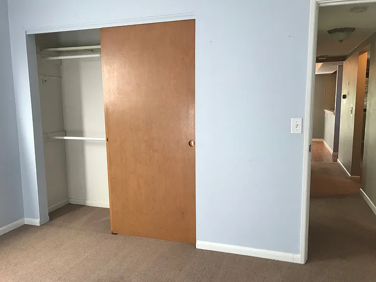 3409 N California Ave — Photo 10