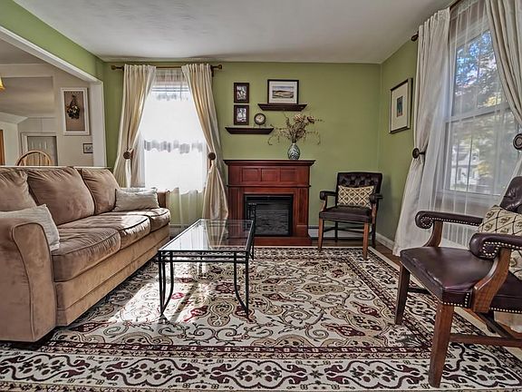 5th image of 59 Ewing Dr