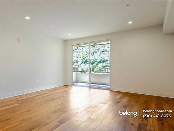 4th image of 627 Deep Valley Dr #P607