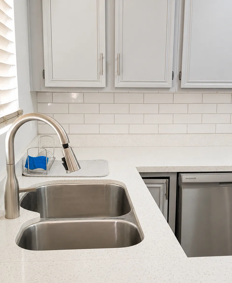 2 bed, 1016 sqft, $1,800 — Photo 4