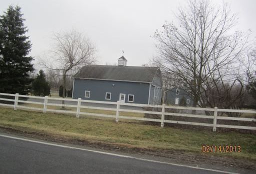 2nd image of 5939 Olentangy River Rd