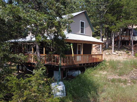 2nd image of 1350 Backwoods Rd