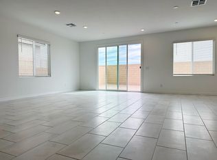 105 Crescent Bay St, Henderson, NV 89012
