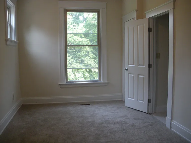 2614 Eden Avenue — Photo 7