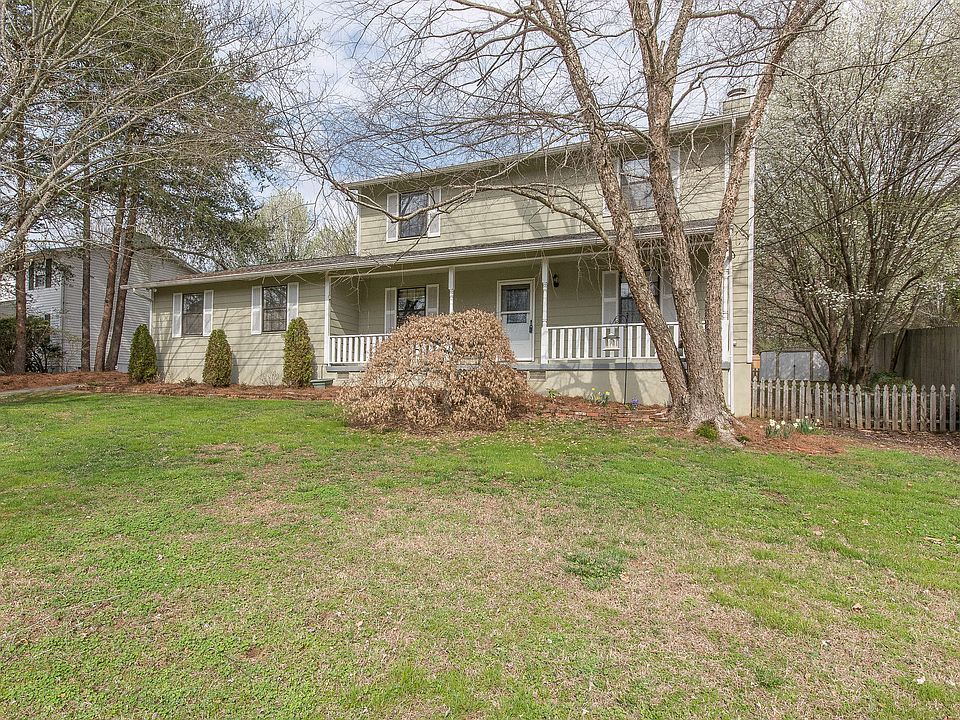 1st image of 10113 Oak Creek Ln