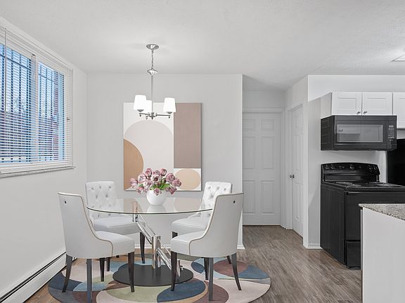 3rd image of 2635 Stanton Ave APT 1