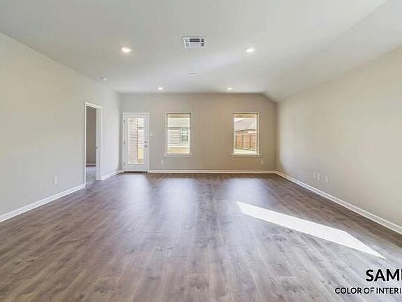 4th image of 149 Ivywood Ct