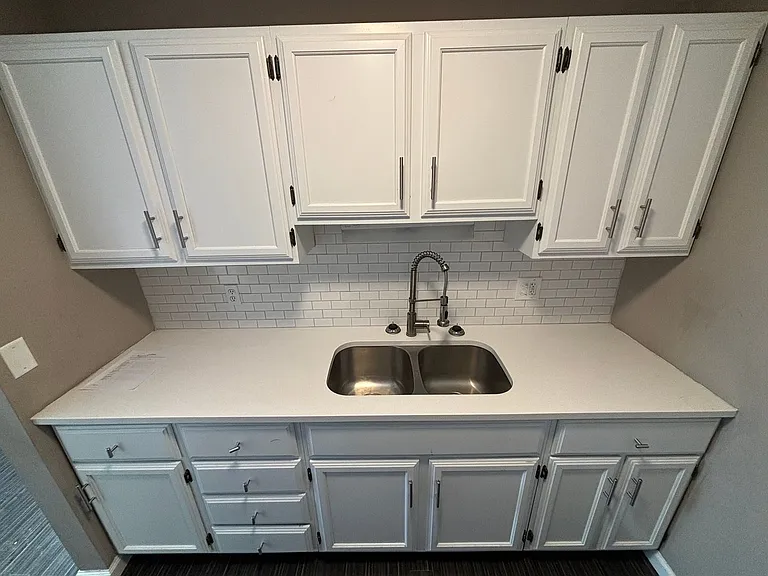 620-630 E Main St — Photo 33