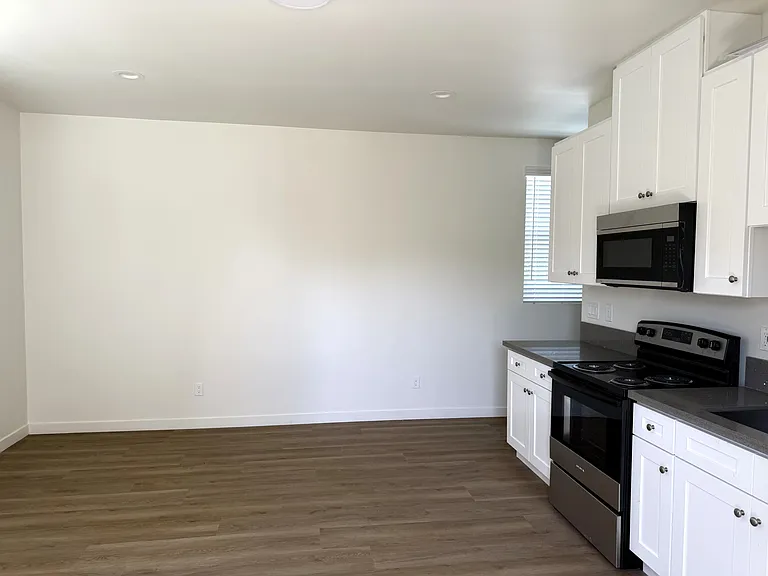 18419 Clarkdale Ave #419 — Photo 2