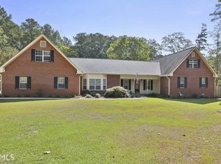 220 Ginger Cake Trl, Fayetteville, GA 30214