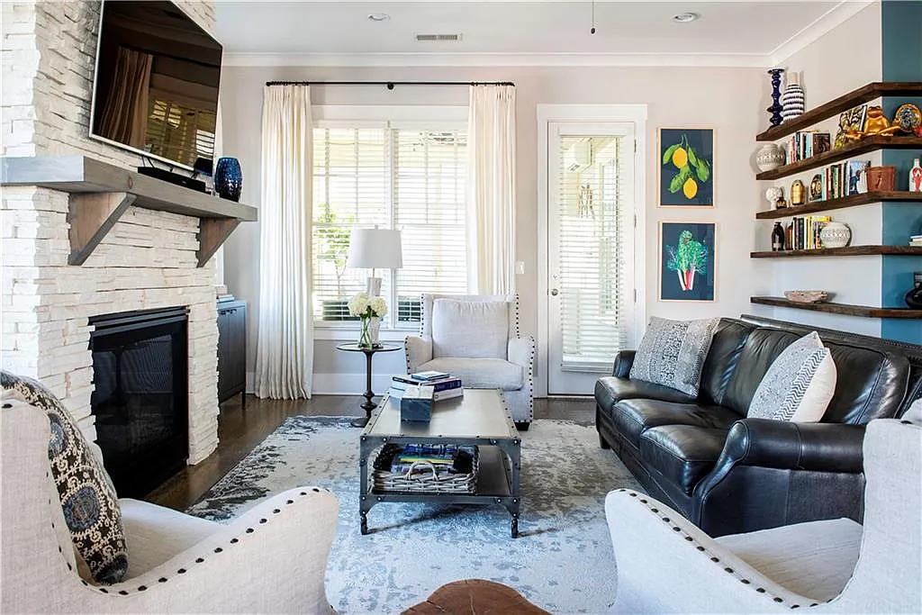 4 bed, 3.0 bath, 2691 sqft, $6,500 — Photo 4