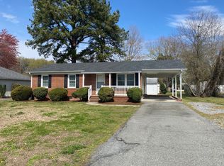 504 Derby Ln, Tappahannock, VA 22560