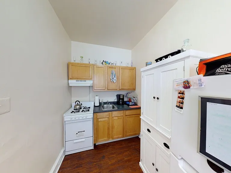 Penn Manor Apartments — Photo 26