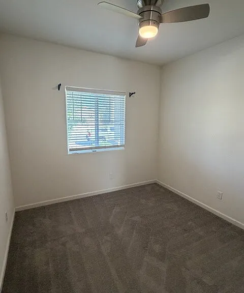 4265 Freemark Ave — Photo 16