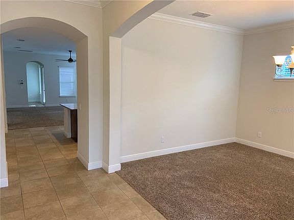 4th image of 9084 Yonath St
