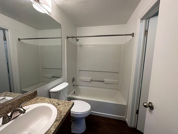 3rd image of 4253 S Olive St #7113