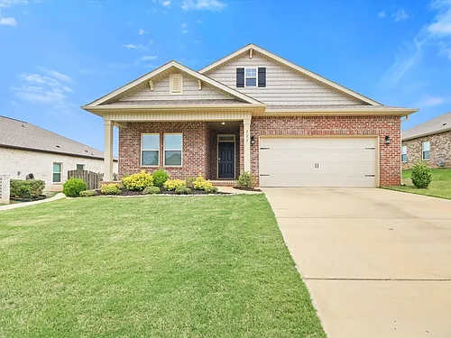 227 Poplar Hollow Dr Photo 1