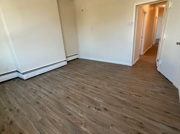 618 Broadway image 6 of 9