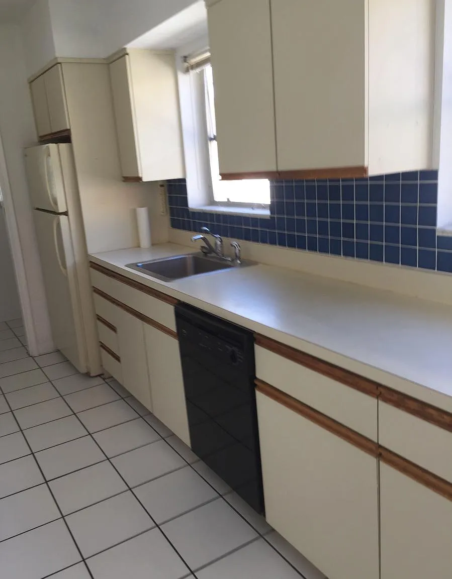 2 bed, 850 sqft, $2,500 — Photo 4