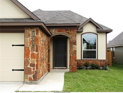 2nd image of 213 Simi Dr