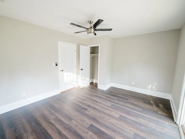 2931 Glenwood Ave SE — Photo 15
