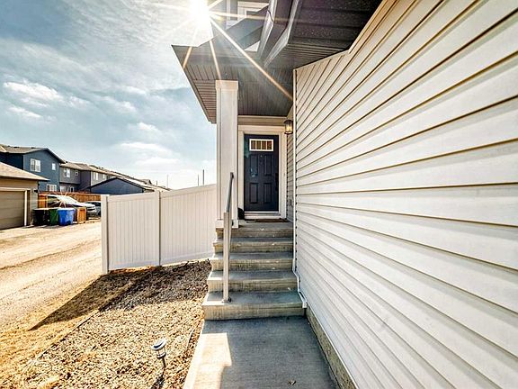 2nd image of 91 N Walcrest Way SE