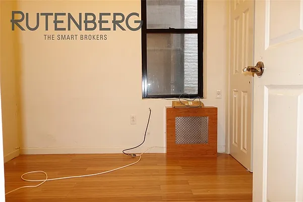 Rented by R New York | media 23