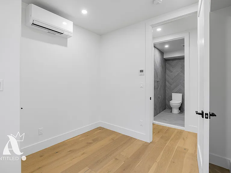 66 Avenue A #2A — Photo 7