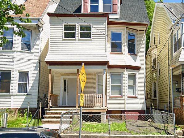 864 S 14th St Floor 2