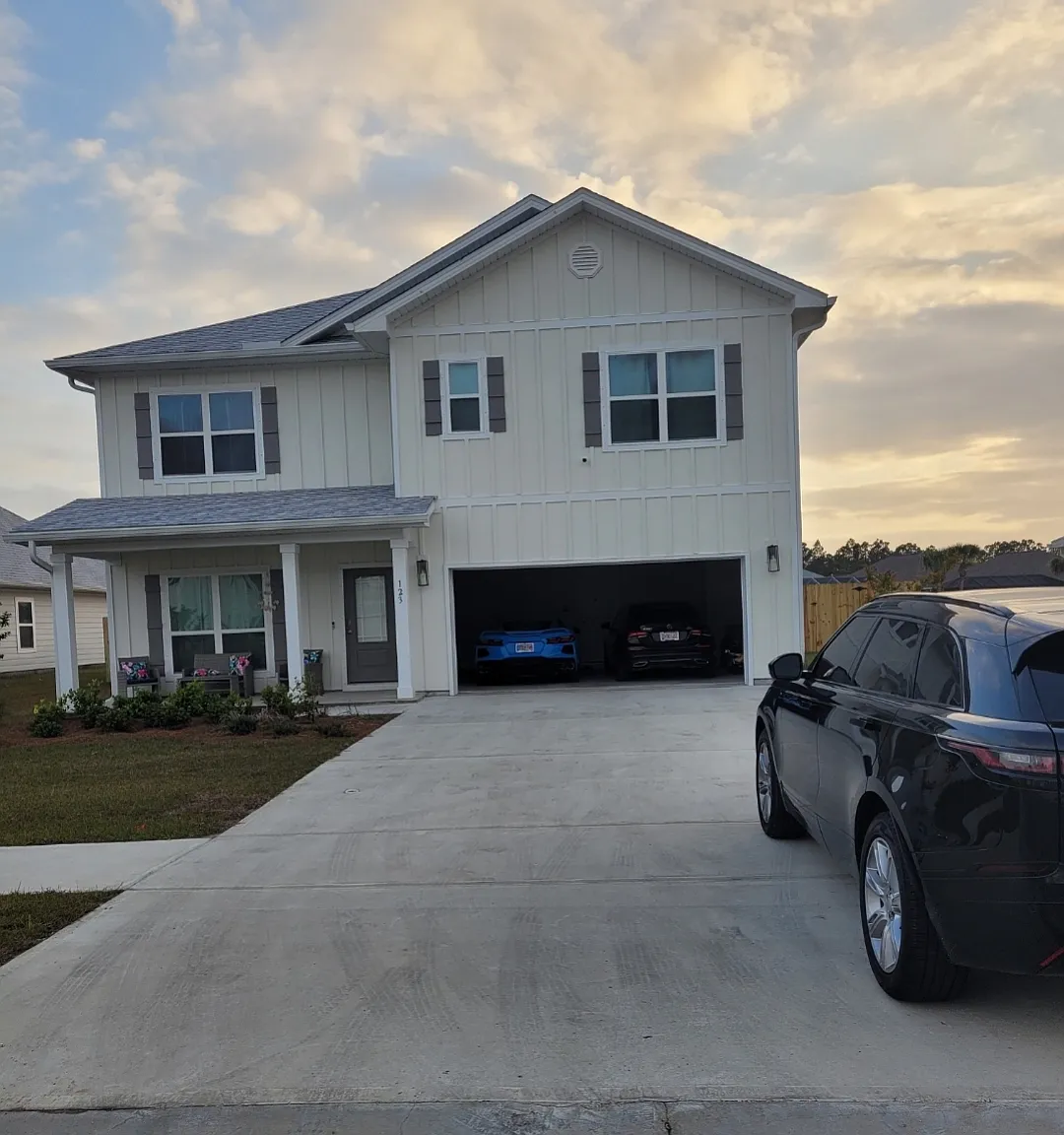 5 bed, 2511 sqft, $3,500 — Photo 1