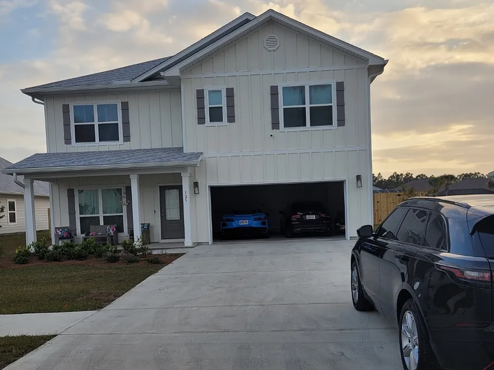 123 Tierra Verde Way