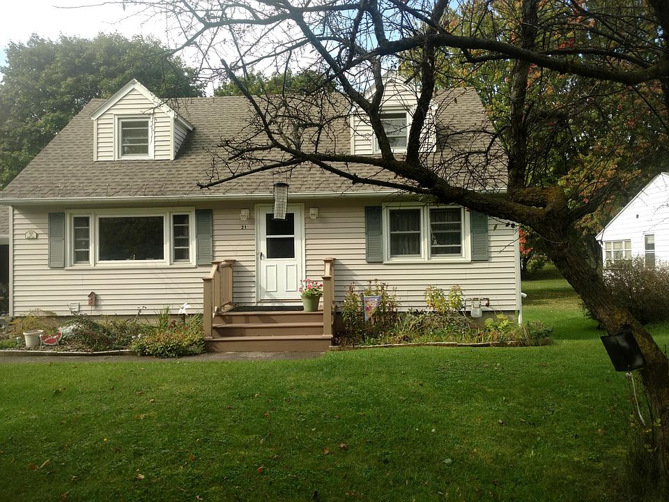 1st image of 21 Berry Ln