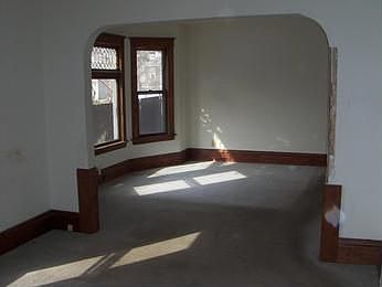 3rd image of 707 Newton Ave N