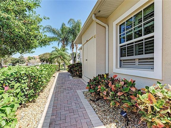 5th image of 196 Tarpon Cove Blvd APT 721