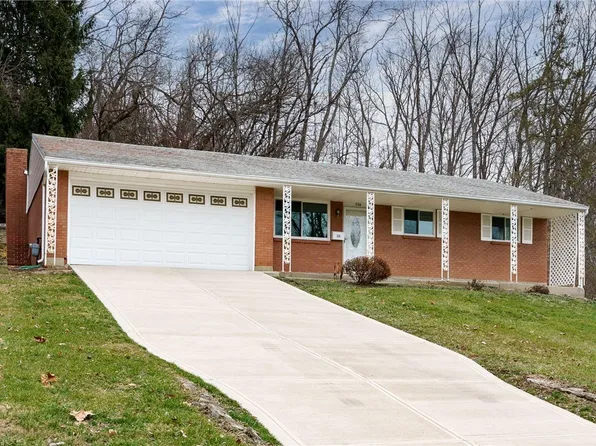 226 Belair Cir, Bellbrook, OH 45305