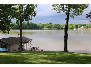 1399 Kingsbury Ln, Greenville, IL 62246