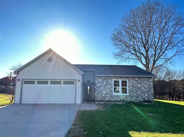 5500 Firewood Trl, Granbury, TX 76048