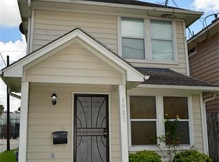 1301 Ruthven St, Houston, TX 77019