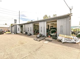 1806 NW Eleven Mile Ave, Gresham, OR 97030