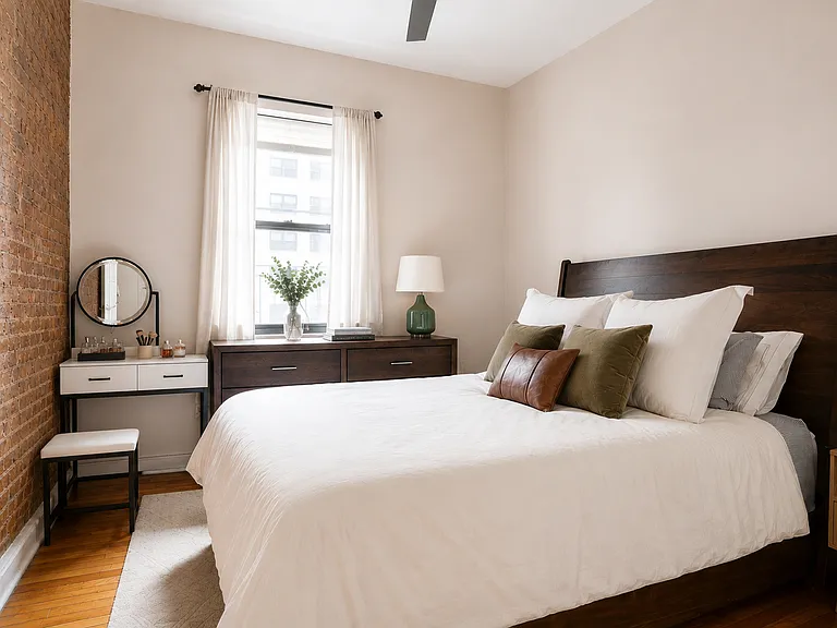 320 E 86th St #5D — Photo 5