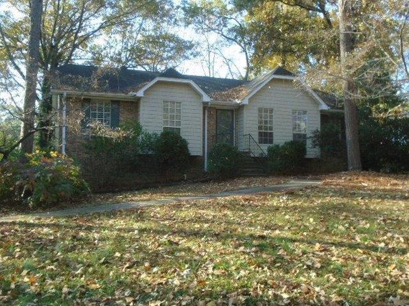 4490 Village Green Dr