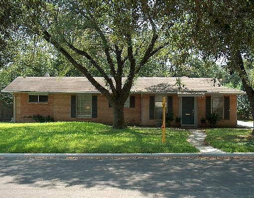 1st image of 122 VERDANT DR